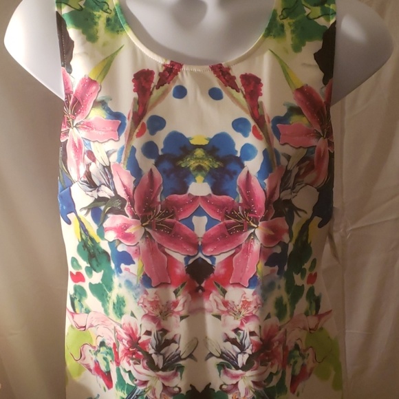 Multi color dress - Picture 2 of 5